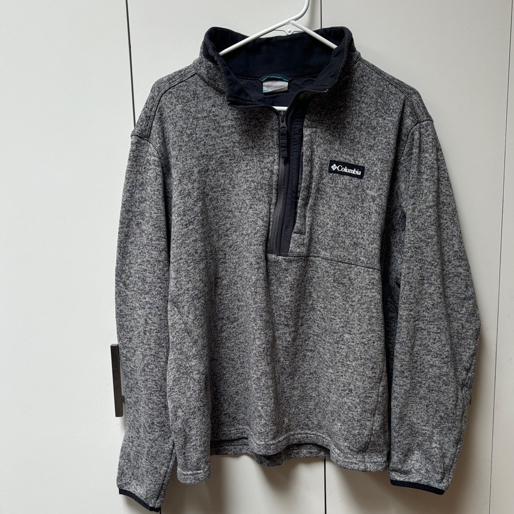 Columbia Men's Gray 1/4 zip pullover Sweater
